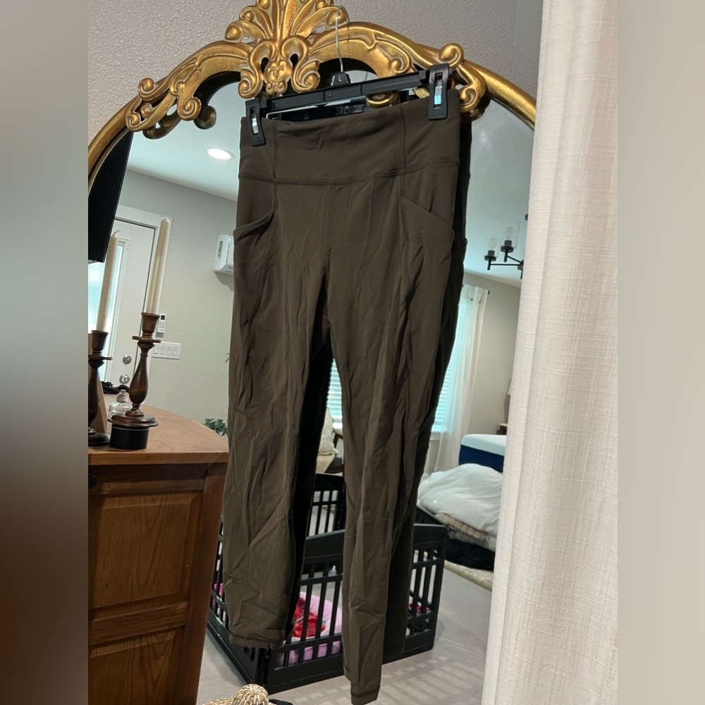 Olive Lululemon leggings